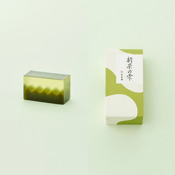 季節の羊羹「新茶の雫（中形）」