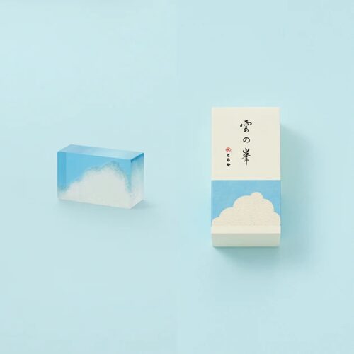 季節の羊羹「雲の峯（中形）」